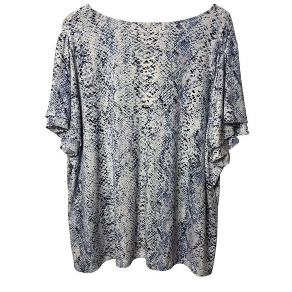 CALVIN KLEIN WOMEN PLUS SIZE 3X BLUE SNAKESKIN PRINT SHORT SLEEVE BLOUSE NWT - Picture 2 of 8
